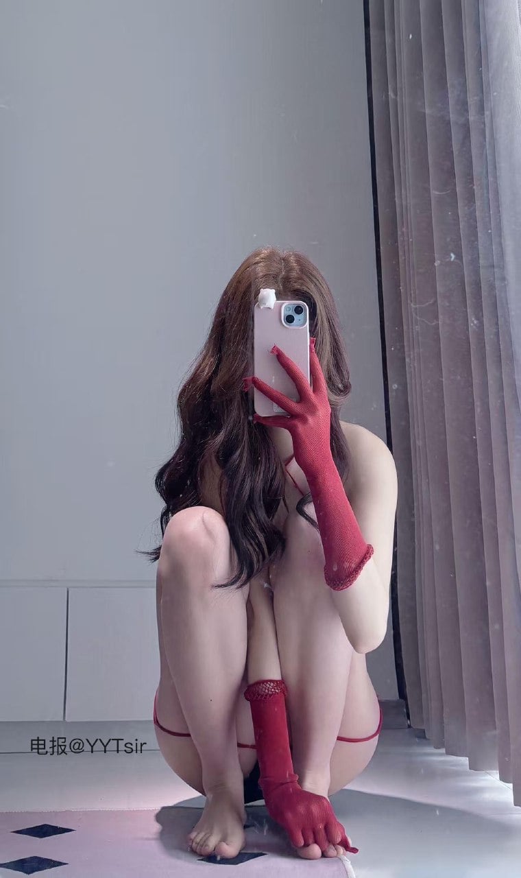 抖音 小霞佩奇 岛遇 NO.018期 【18P】 在线观看